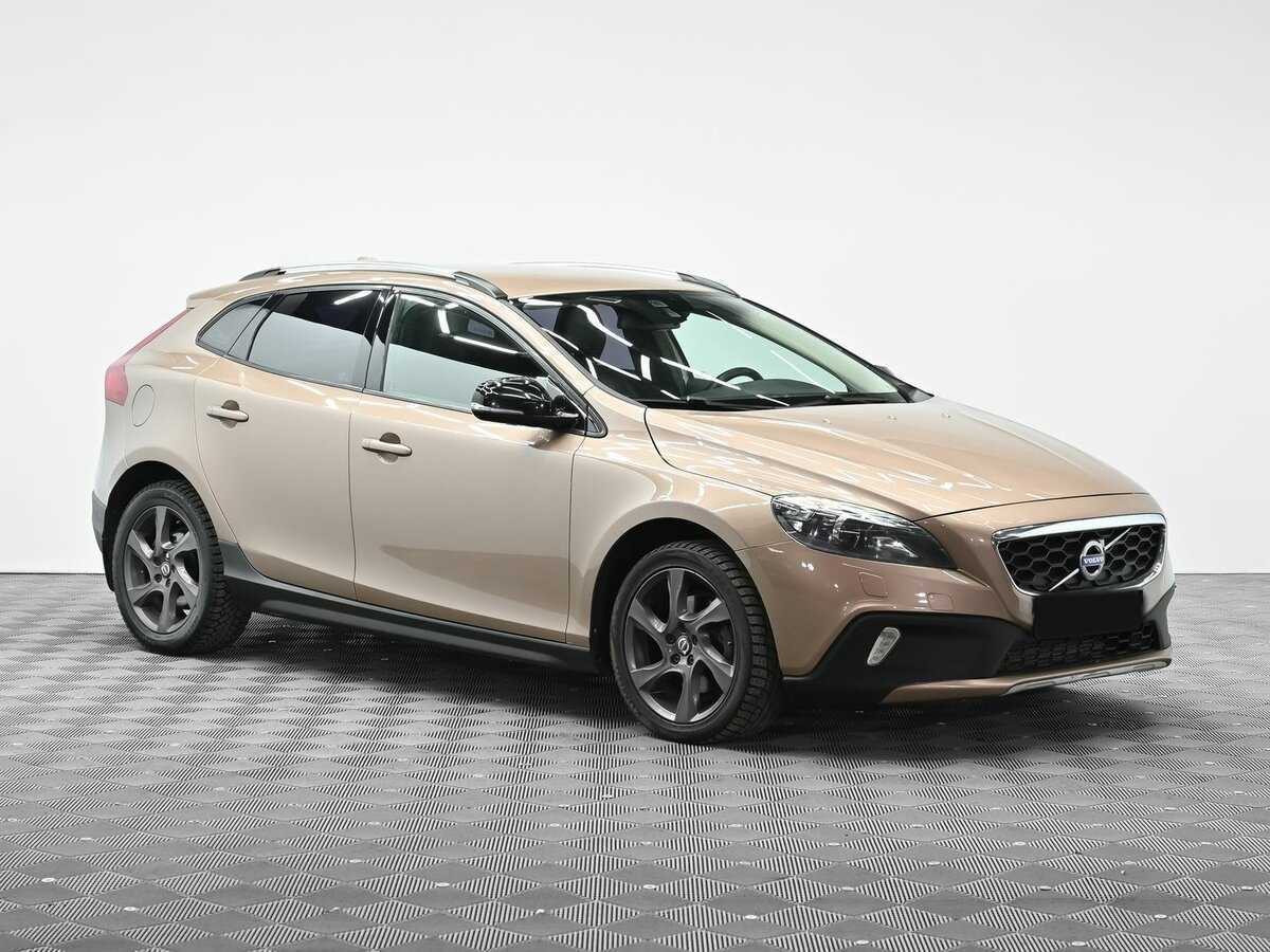 Купить Volvo V40, 2014, 157 000 км, фото №2