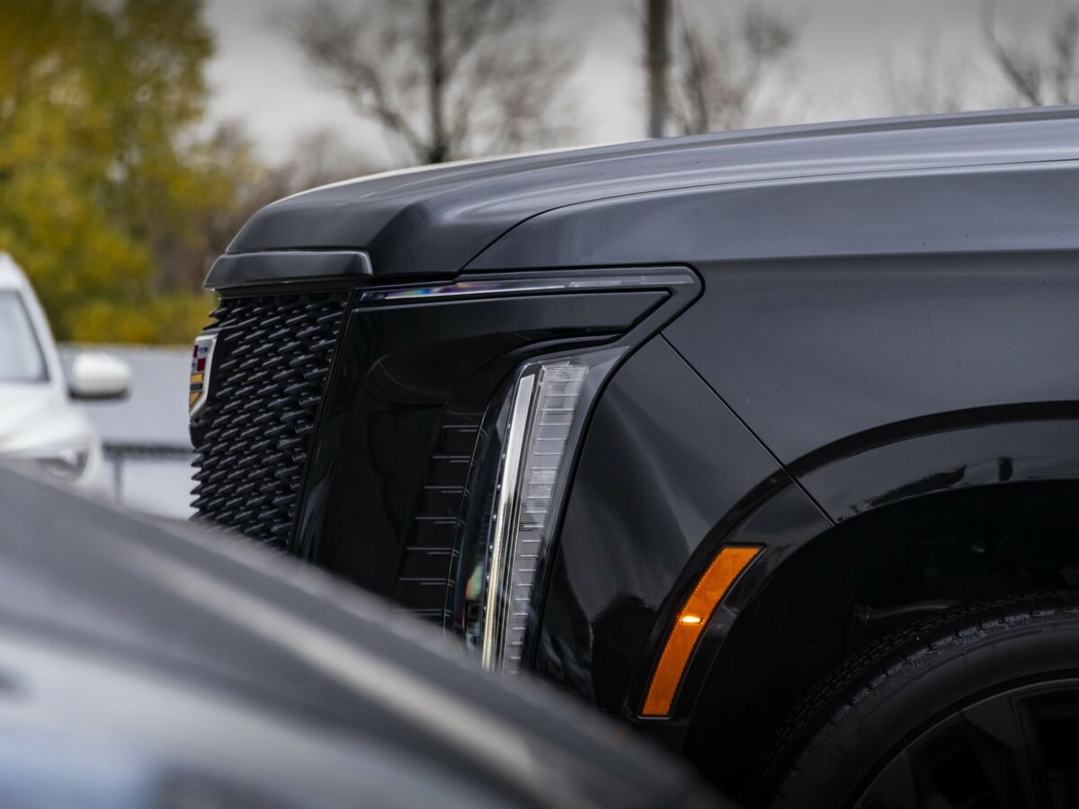 Купить Cadillac Escalade-V I Рестайлинг, 2025, 100 км, фото №3