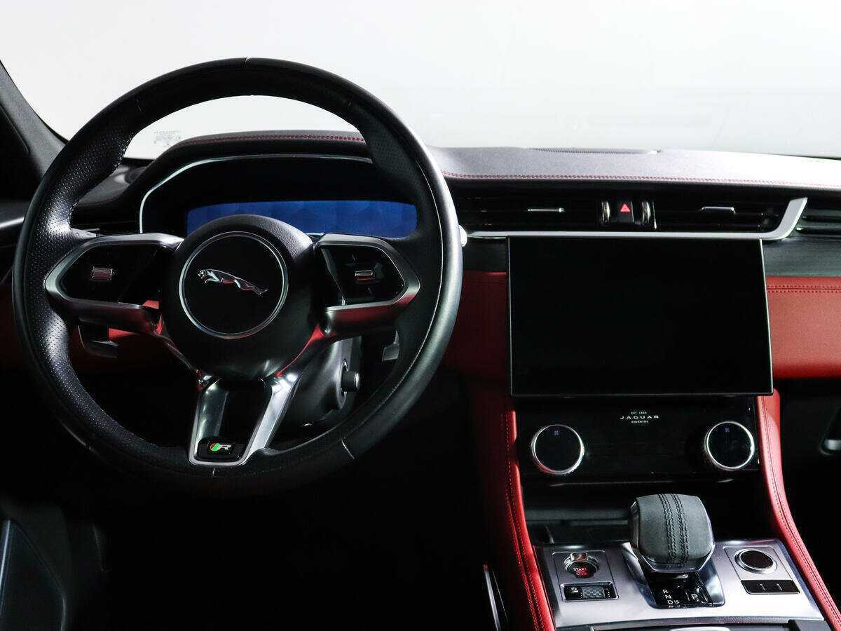 Купить Jaguar F-Pace, 2021, 12 577 км, фото №10