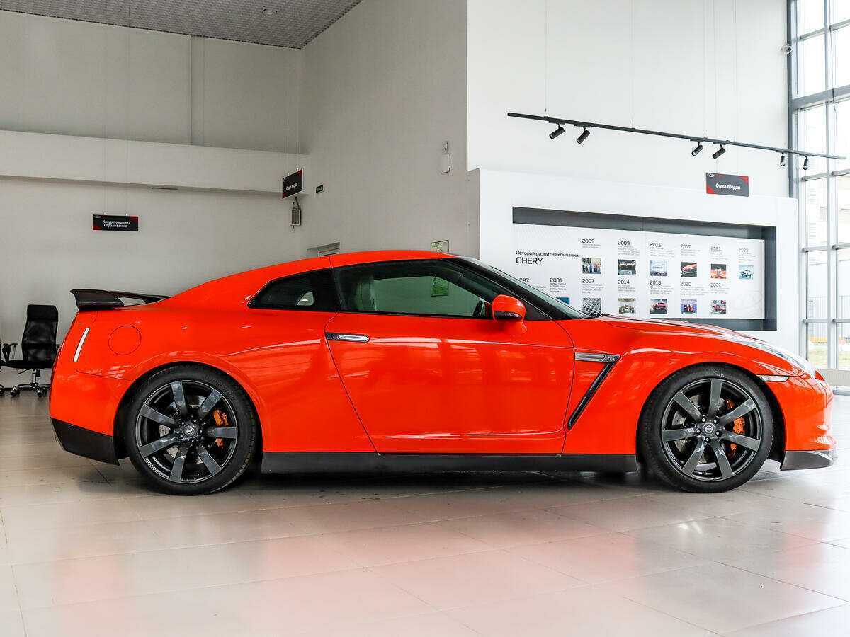 Купить Nissan GT-R, 2010, 79 648 км, фото №3