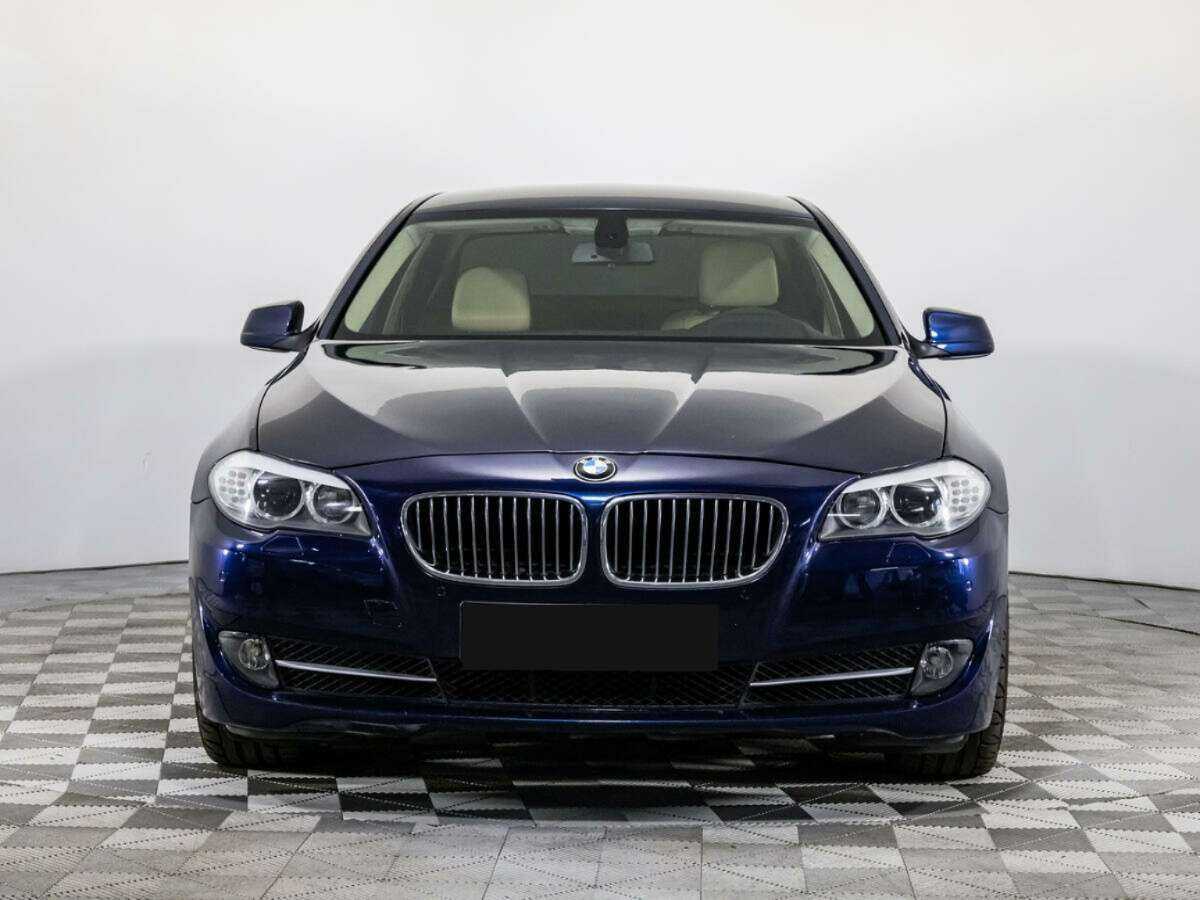 Купить BMW 5 серии 520i, 2012, 190 000 км, фото №2