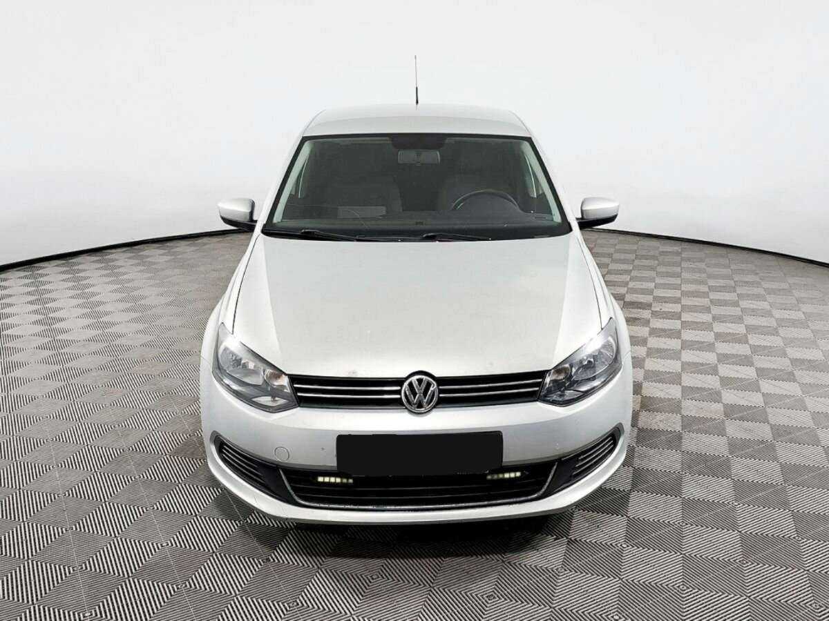 Купить Volkswagen Polo, 2011, 170 500 км, фото №2