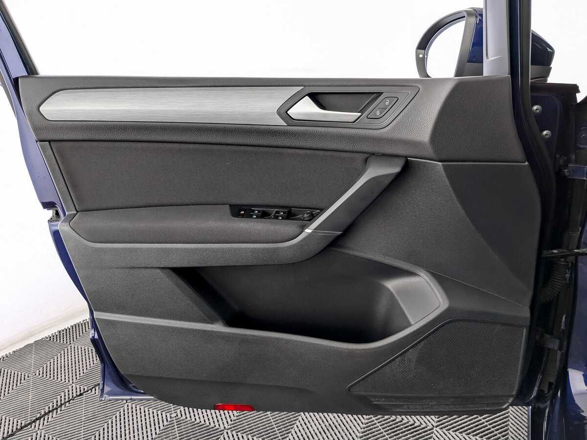 Купить Volkswagen Touran, 2018, 234 634 км, фото №13