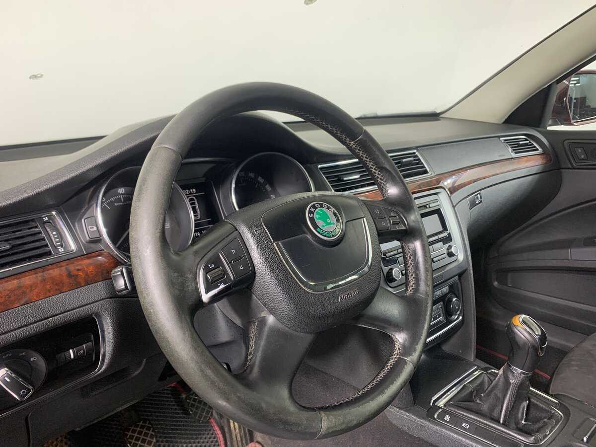 Купить Skoda Superb, 2009, 484 015 км, фото №12