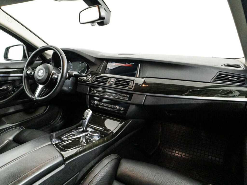 Купить BMW 5 серии 530d xDrive, 2016, 193 000 км, фото №9