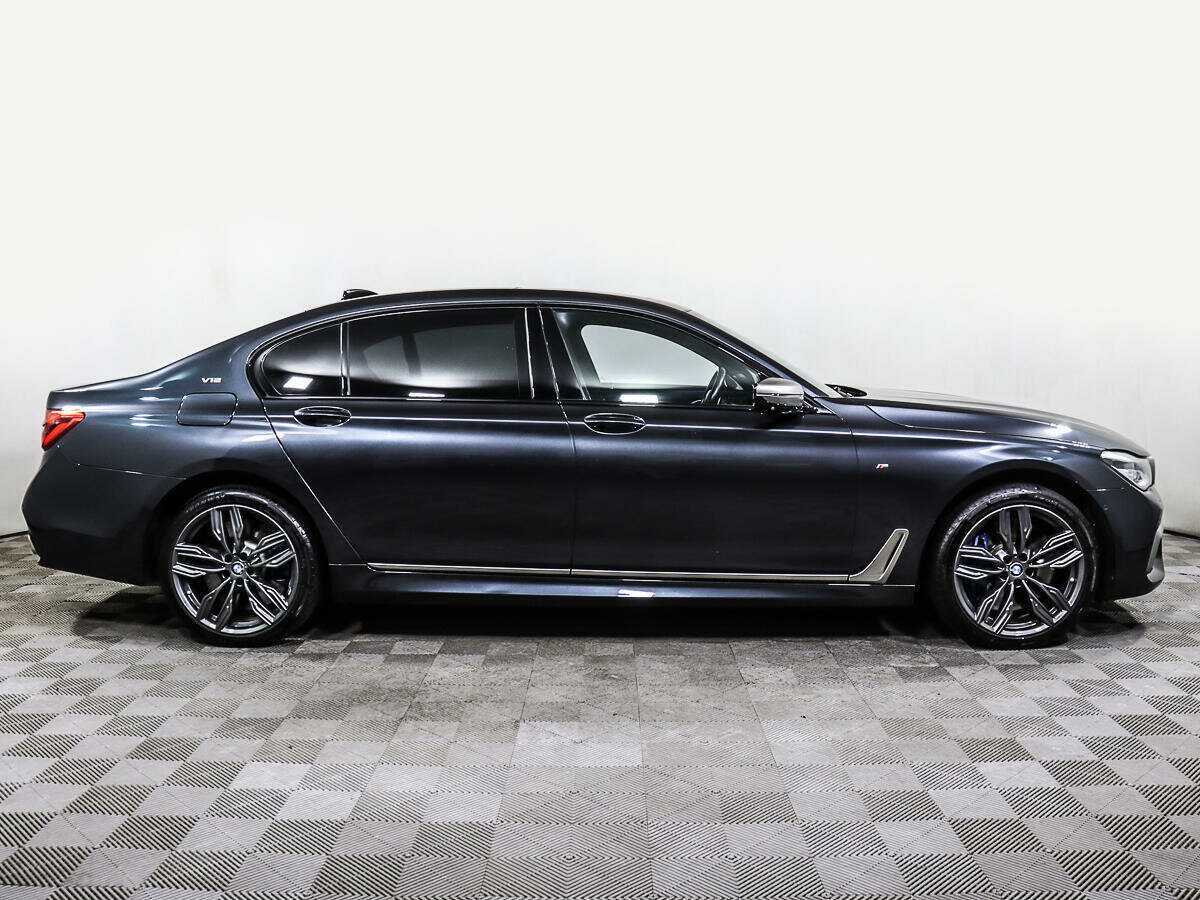 Купить BMW 7 серии Long M760Li xDrive, 2017, 160 872 км, фото №3