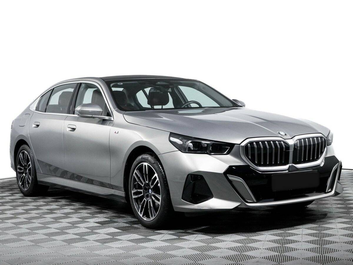 Купить BMW 5 серии Long 530Li, 2024, 5 850 км, фото №3