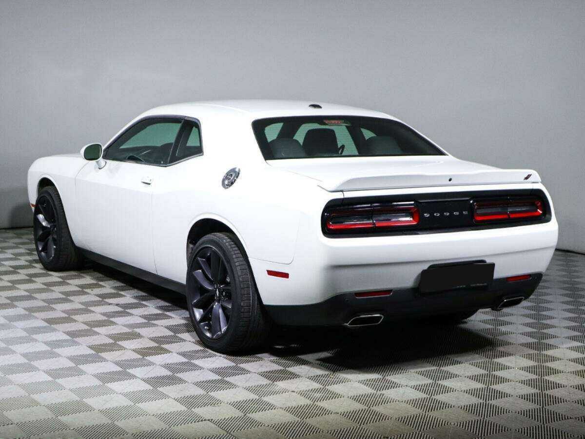 Купить Dodge Challenger, 2022, 2 560 км, фото №6