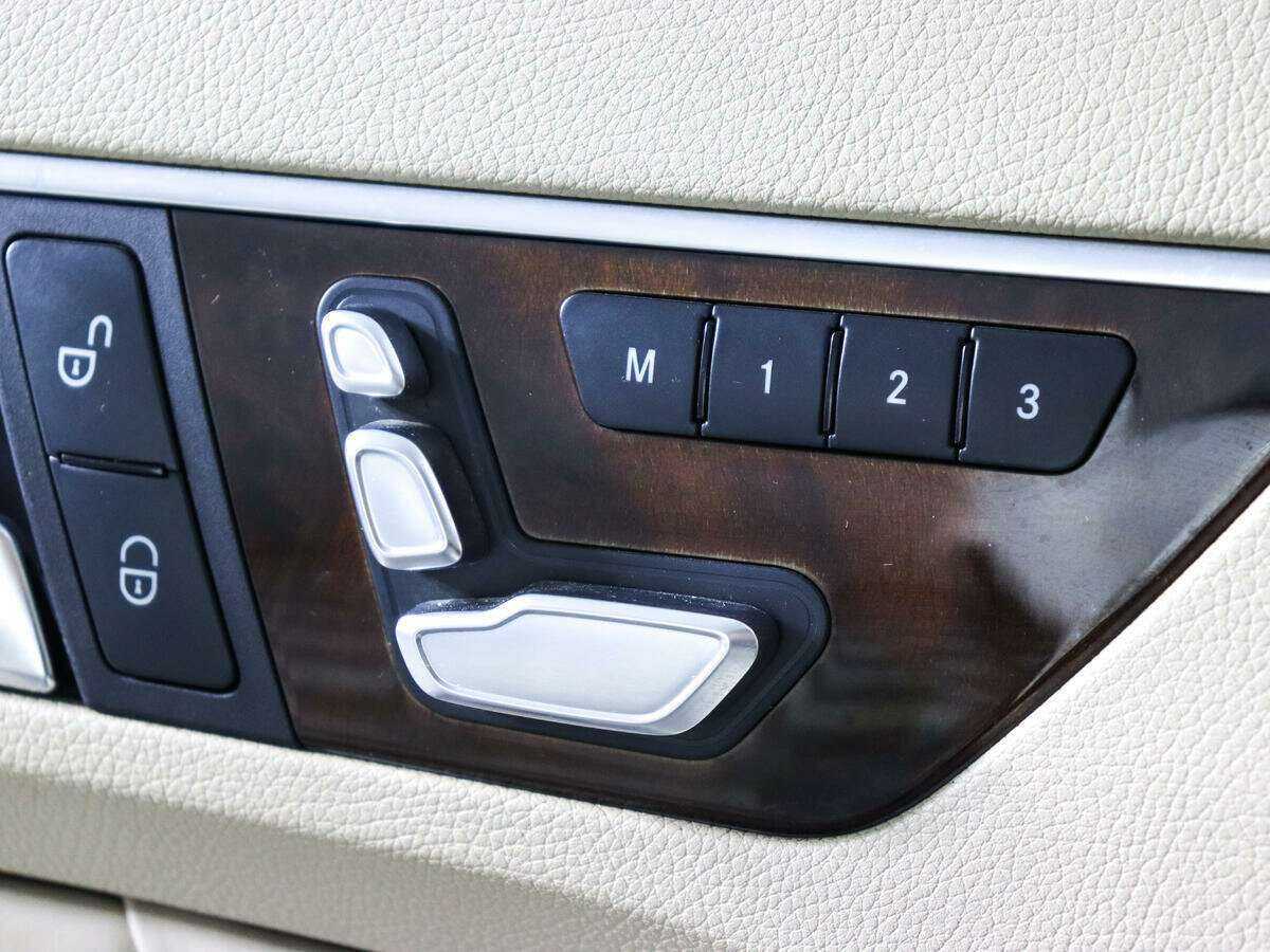 Купить Mercedes-Benz E-Класс 350, 2013, 130 589 км, фото №15