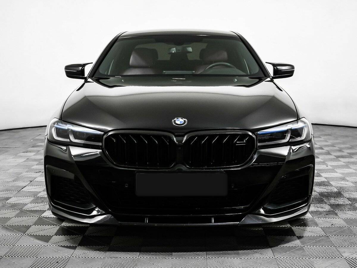 Купить BMW 5 серии 530i xDrive, 2018, 156 499 км, фото №2