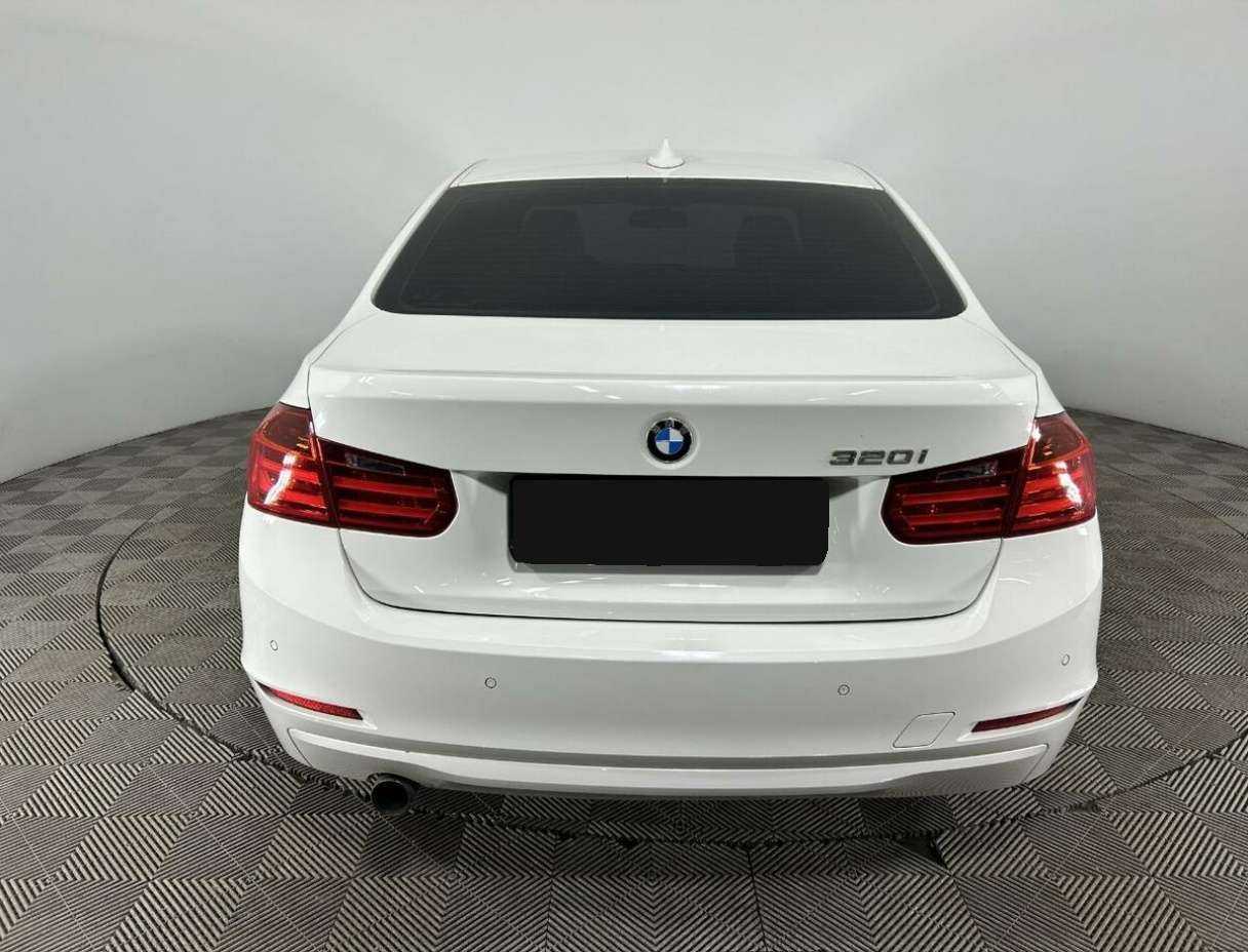 Купить BMW 3 серии 320i, 2014, 186 000 км, фото №3