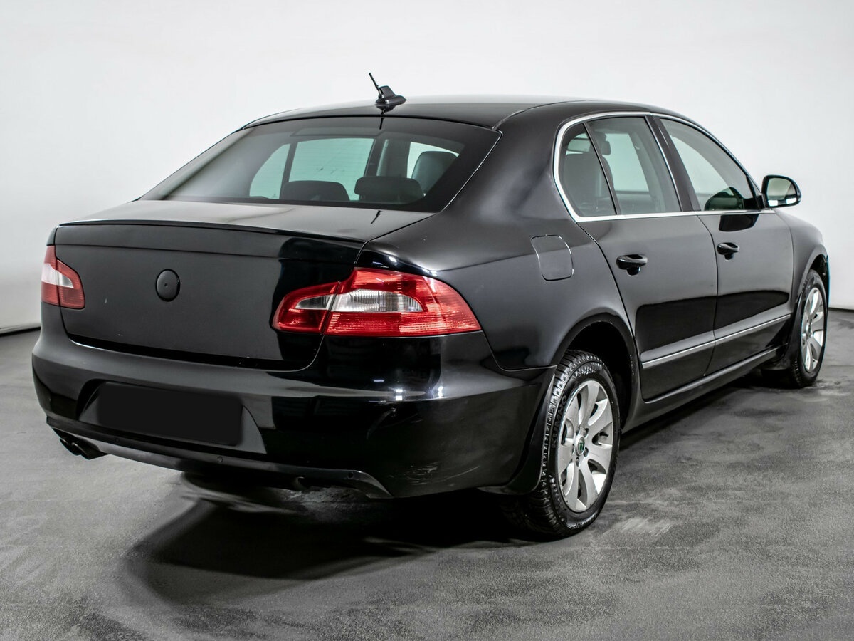 Купить Skoda Superb II, 2009, 308 857 км, фото №4