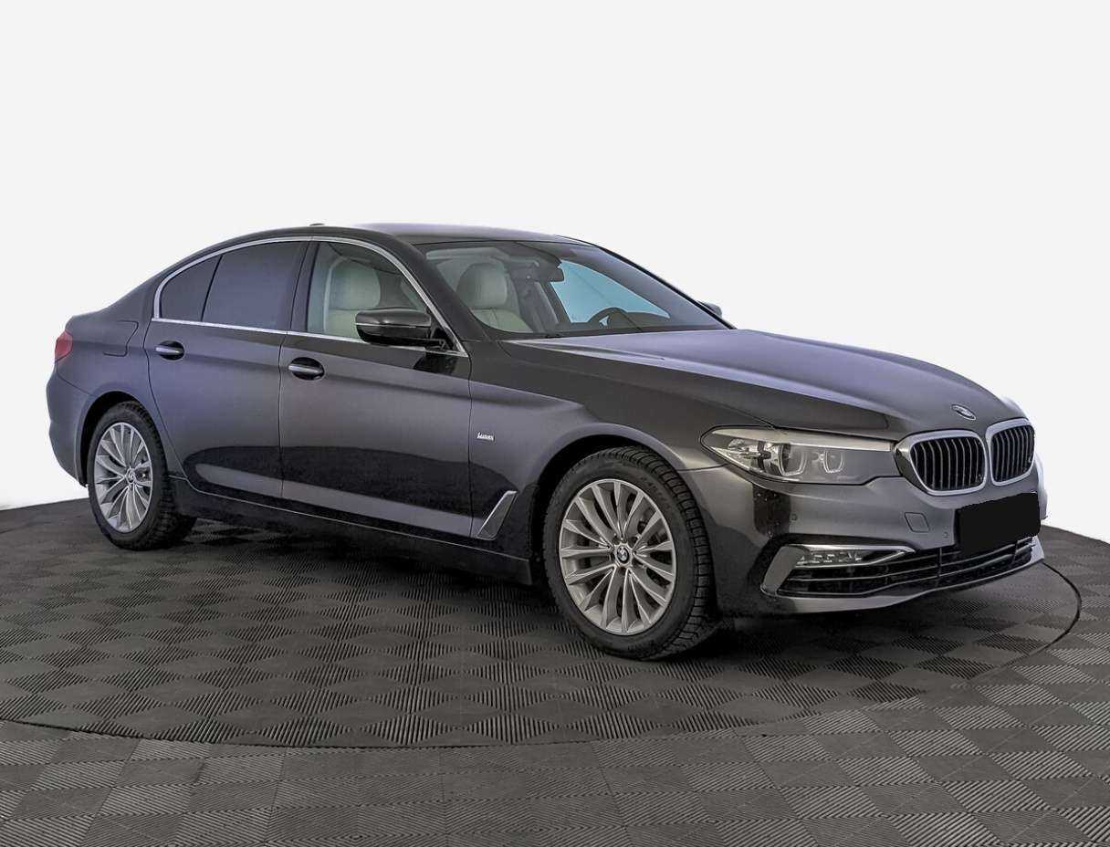 Купить BMW 5 серии 520i, 2017, 114 874 км, фото №3