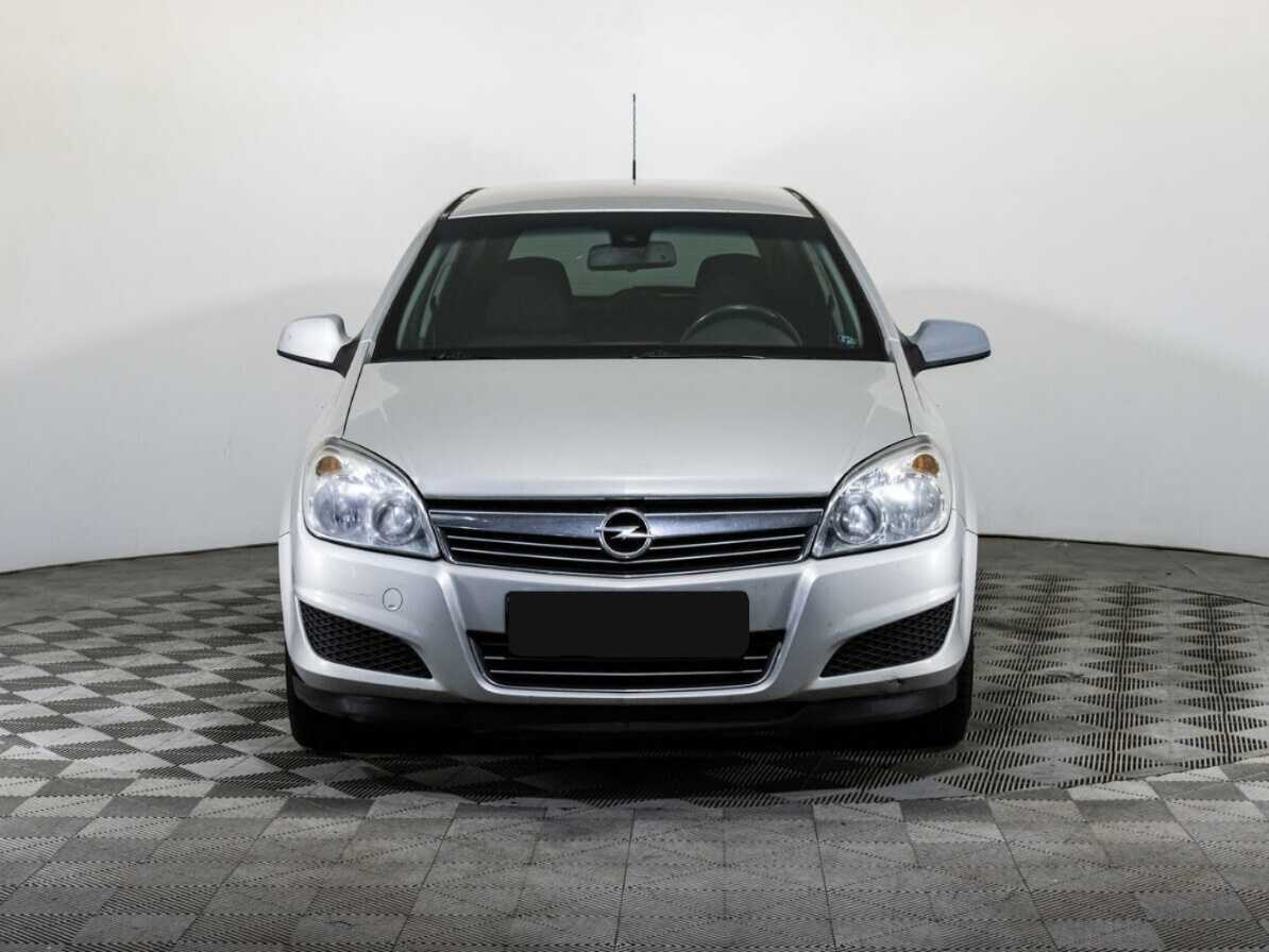 Купить Opel Astra, 2012, 238 219 км, фото №2
