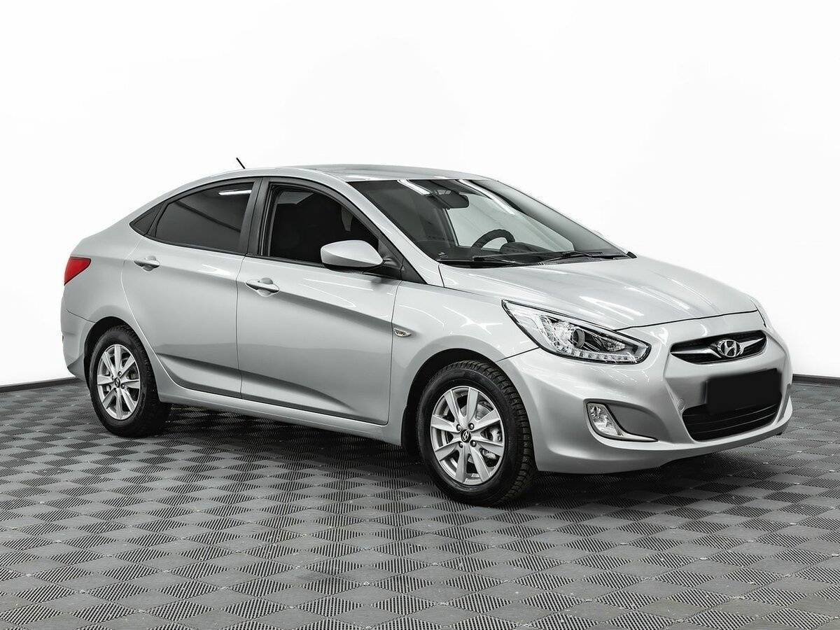 Купить Hyundai Solaris, 2011, 172 000 км, фото №3