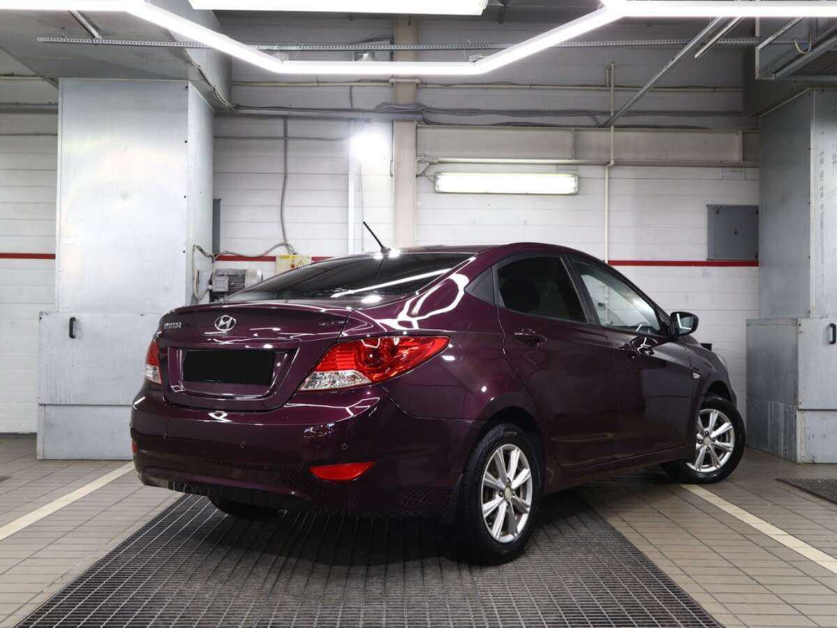 Купить Hyundai Solaris, 2011, 301 000 км, фото №2