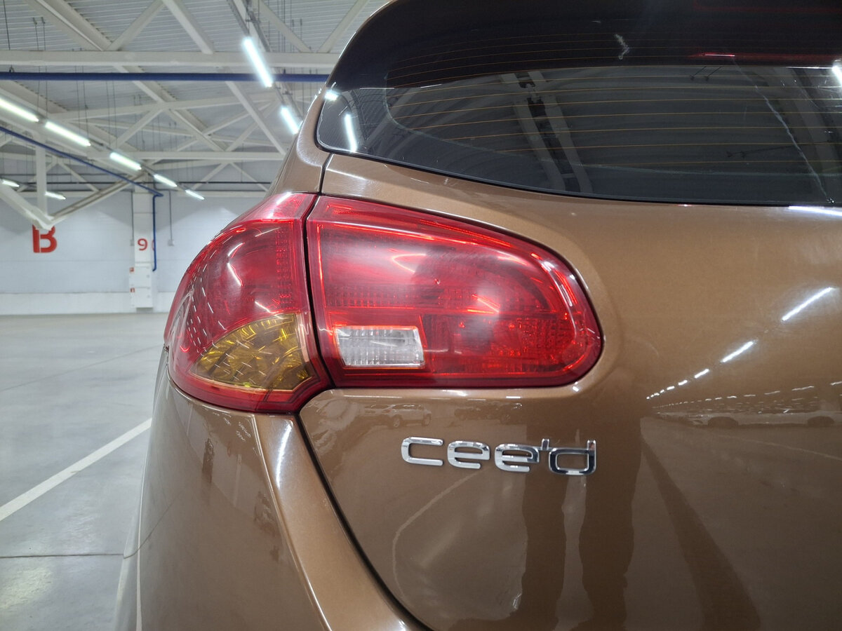 Купить Kia Ceed II Рестайлинг, 2015, 111 891 км, фото №9