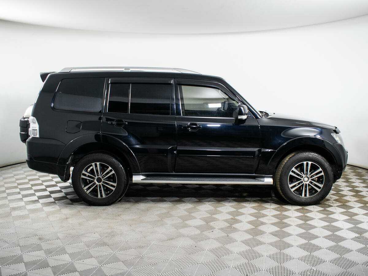 Купить Mitsubishi Pajero, 2010, 232 776 км, фото №3