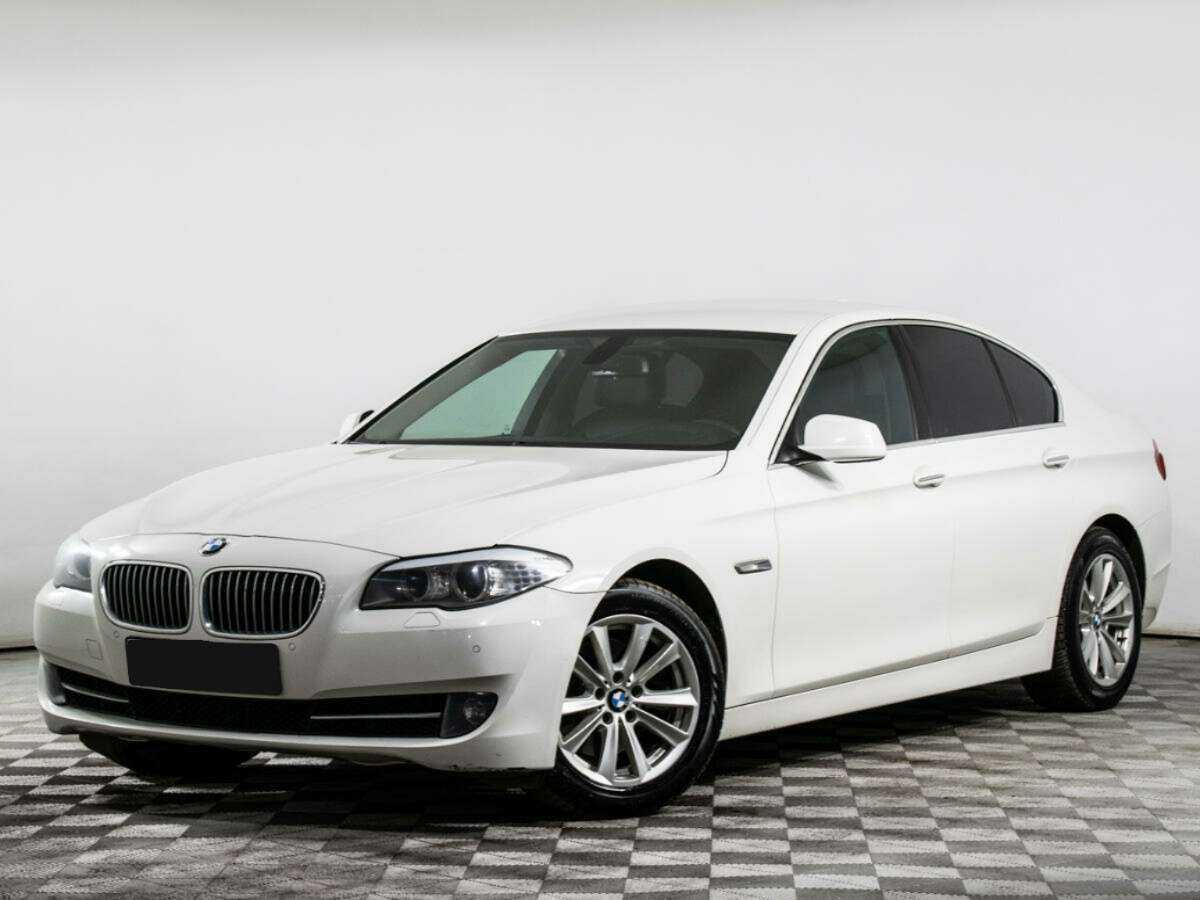 Купить BMW 5 серии 520i, 2012, 130 803 км, фото №1