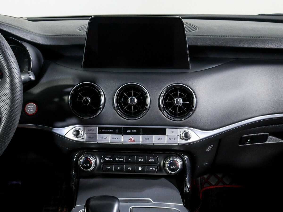 Купить Kia Stinger, 2020, 126 867 км, фото №13