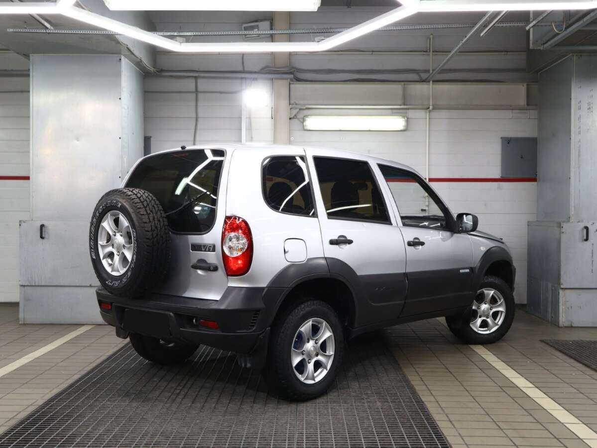 Купить Chevrolet Niva, 2011, 140 000 км, фото №2