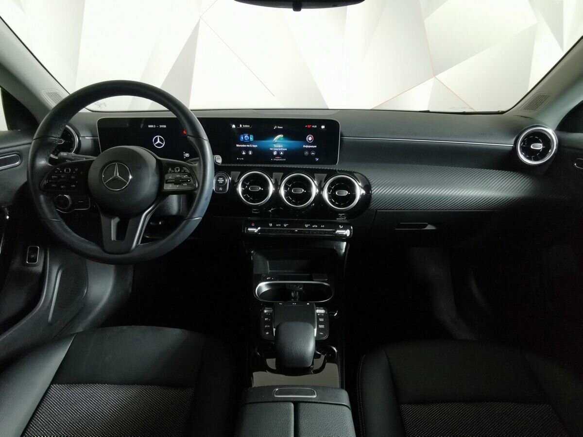 Купить Mercedes-Benz CLA 200, 2020, 31 927 км, фото №10