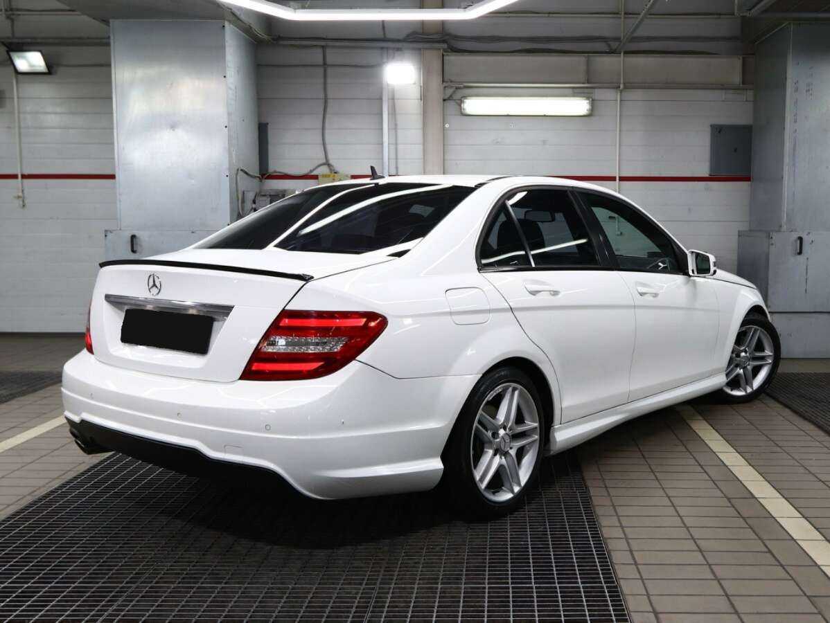 Купить Mercedes-Benz C-Класс 180, 2012, 180 000 км, фото №2