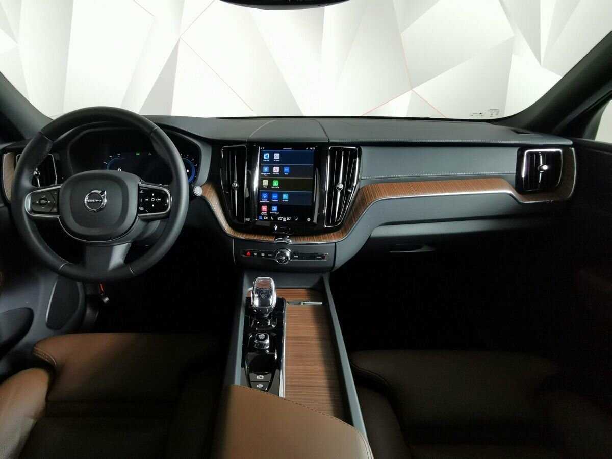 Купить Volvo XC60, 2023, 7 968 км, фото №9