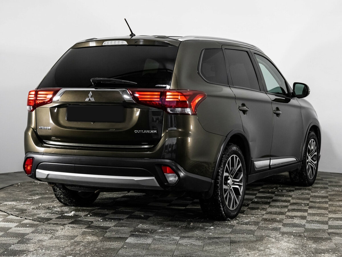 Купить Mitsubishi Outlander III Рестайлинг 2, 2015, 245 490 км, фото №4