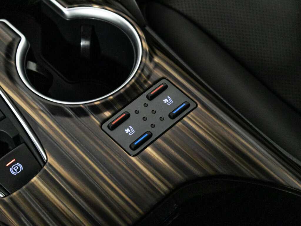 Купить Toyota Camry, 2020, 90 951 км, фото №17