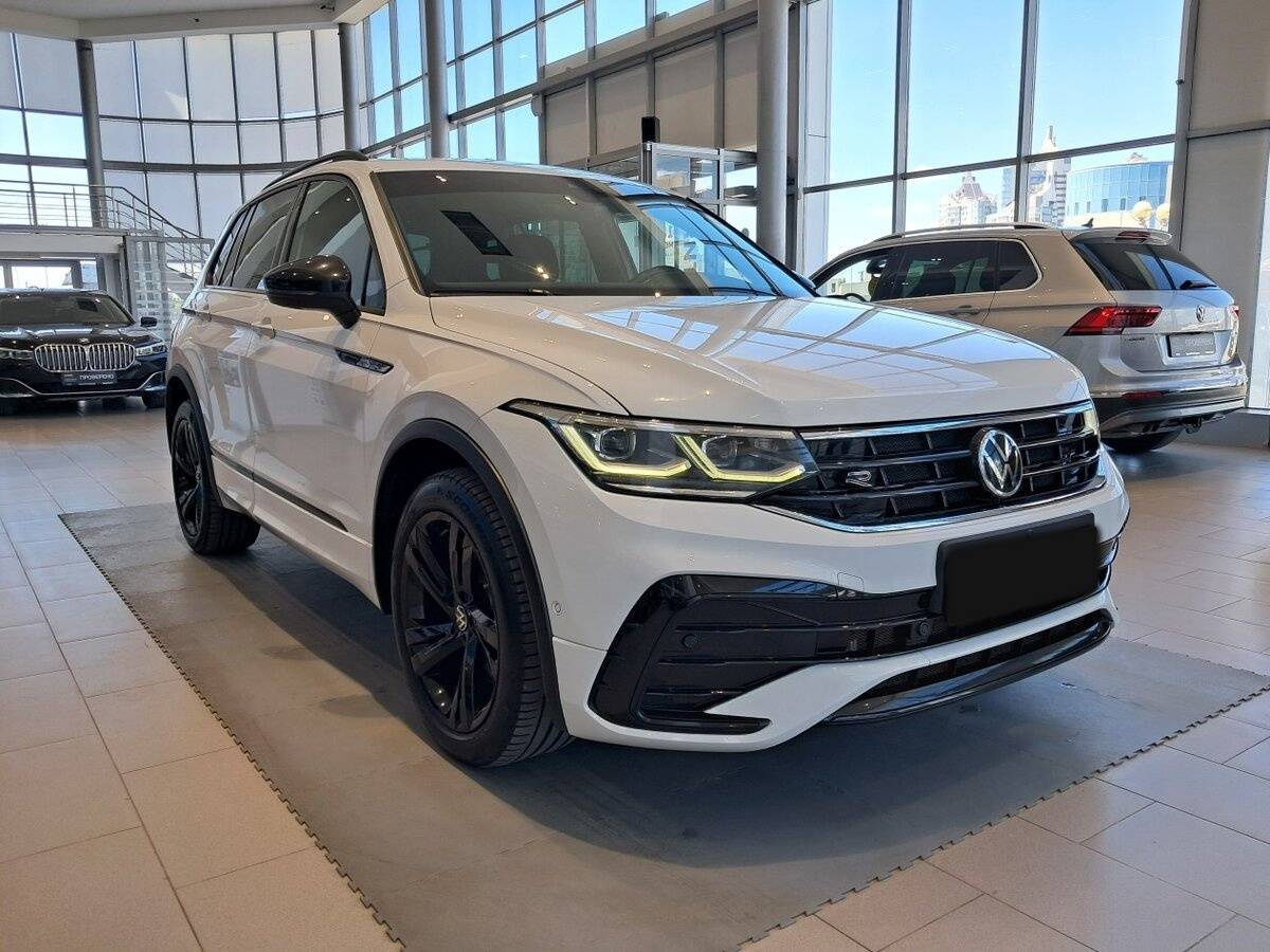 Купить Volkswagen Tiguan, 2021, 78 698 км, фото №3