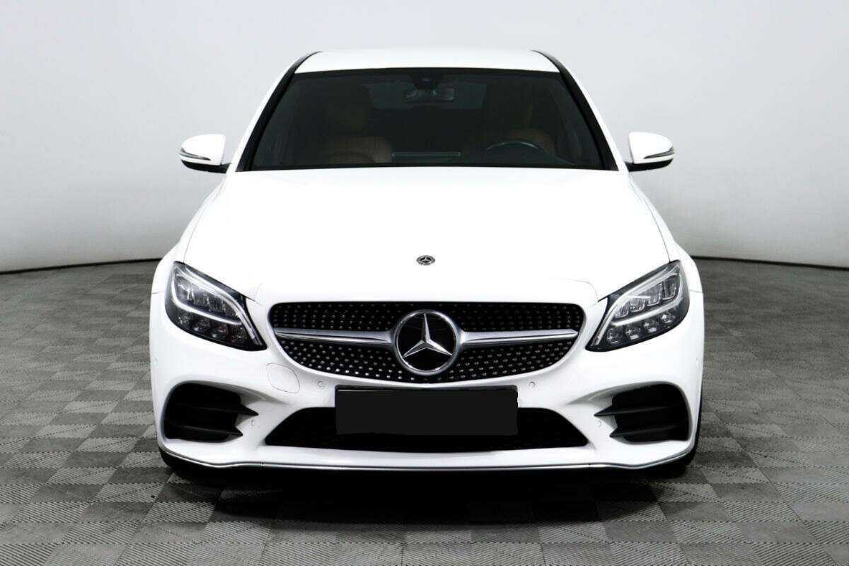 Купить Mercedes-Benz C-Класс 200, 2018, 137 884 км, фото №2