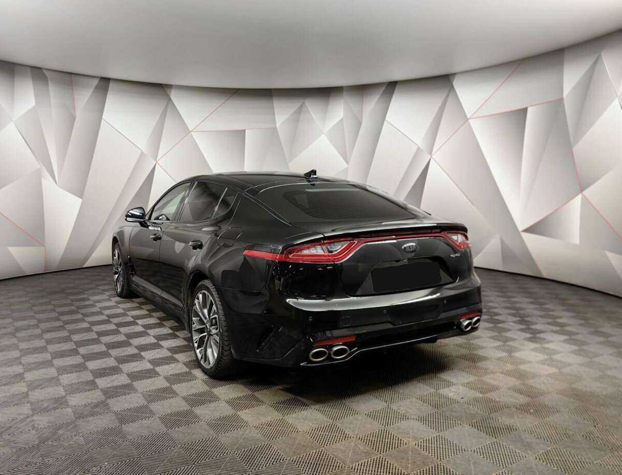 Купить Kia Stinger, 2019, 57 919 км, фото №4