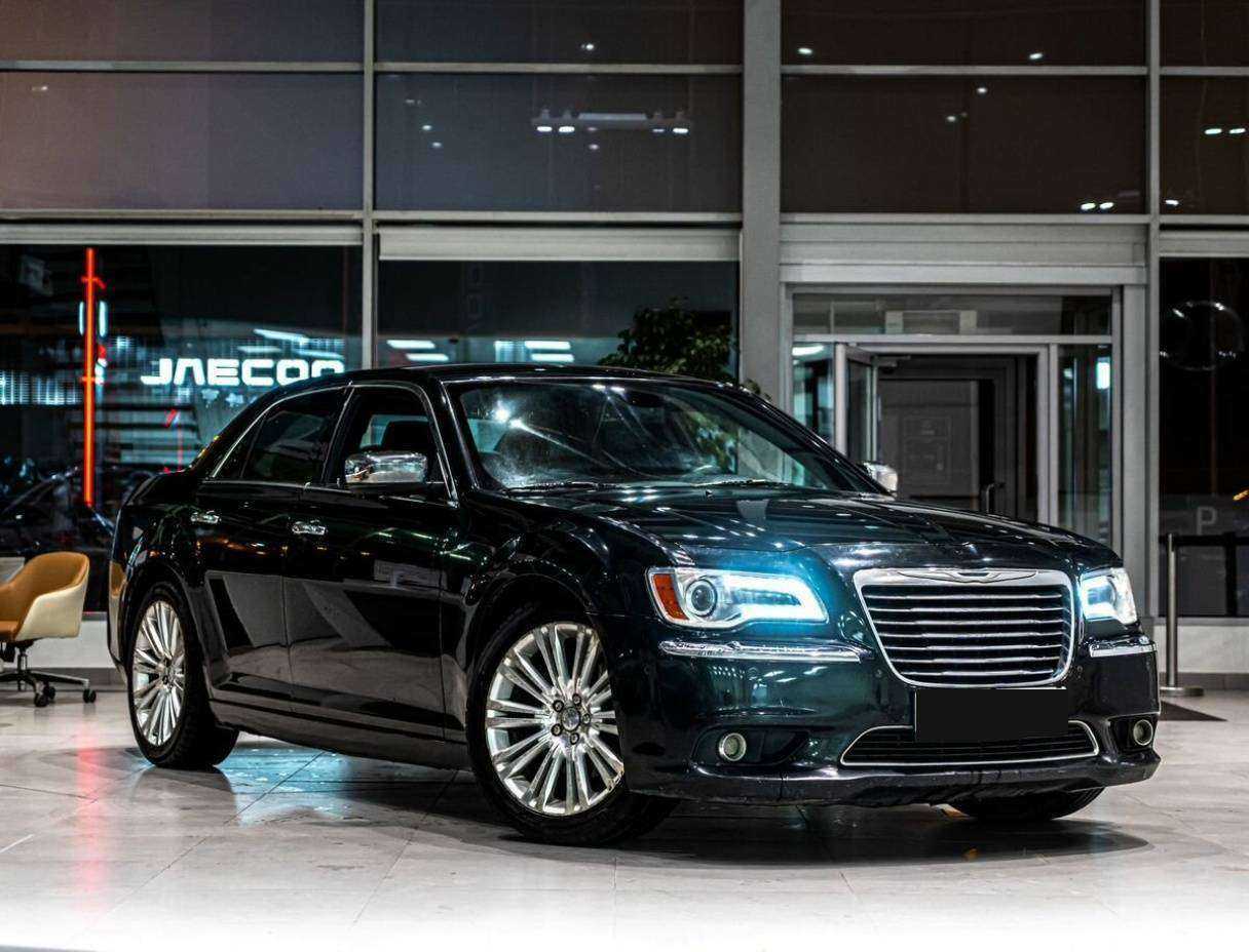 Купить Chrysler 300C, 2012, 230 000 км, фото №2