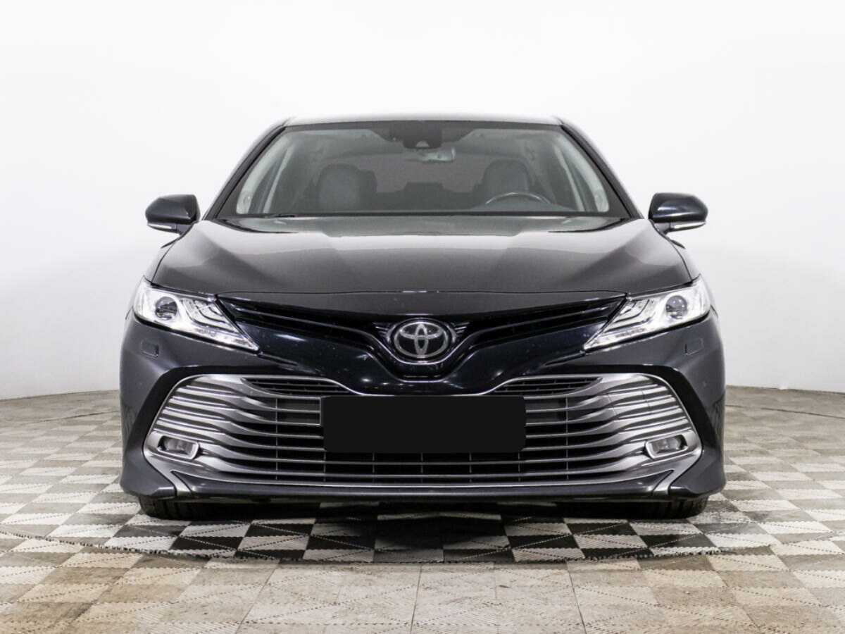 Купить Toyota Camry, 2018, 129 955 км, фото №2