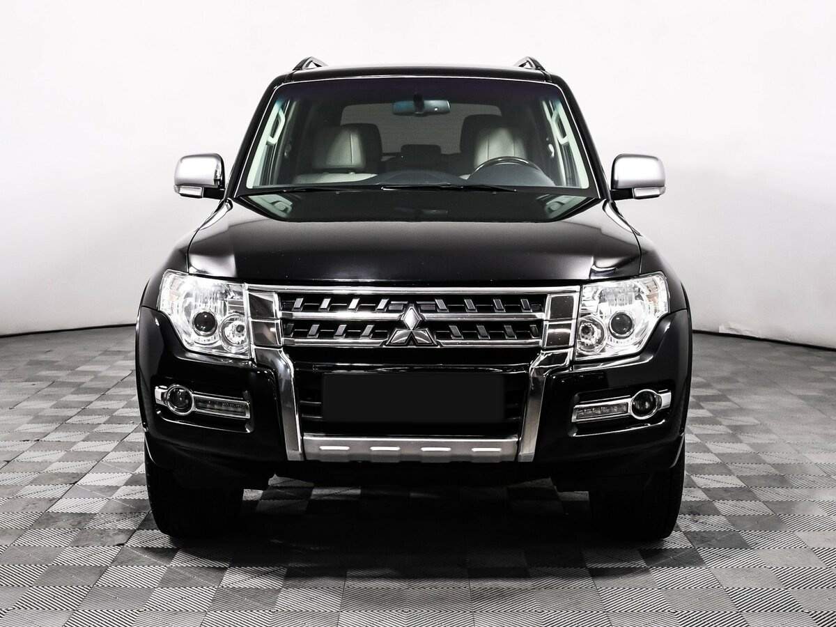 Купить Mitsubishi Pajero, 2017, 70 500 км, фото №2