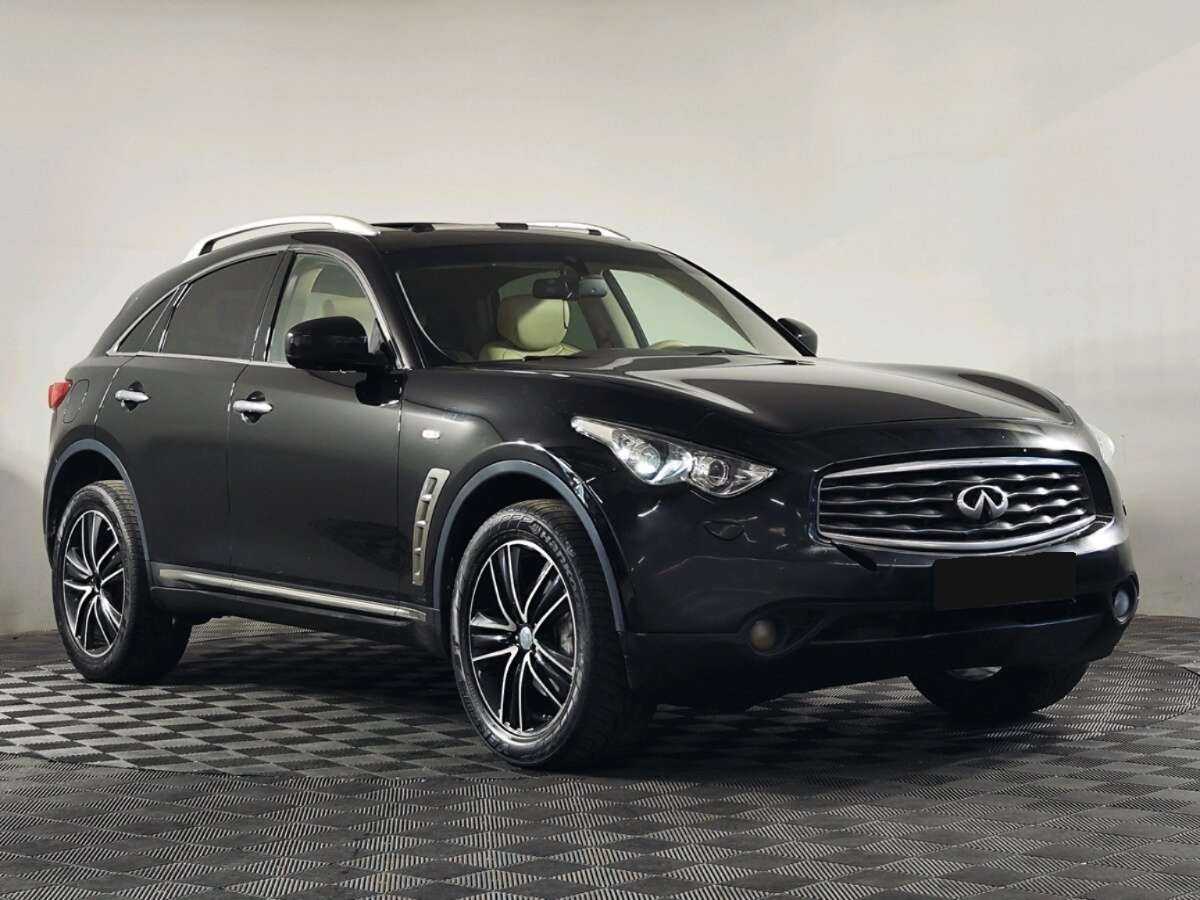 Купить Infiniti FX37, 2010, 220 000 км, фото №2