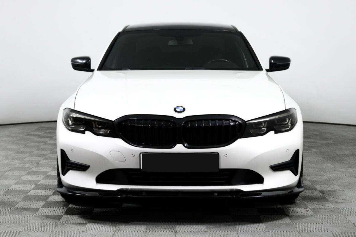 Купить BMW 3 серии 318d, 2019, 95 150 км, фото №2