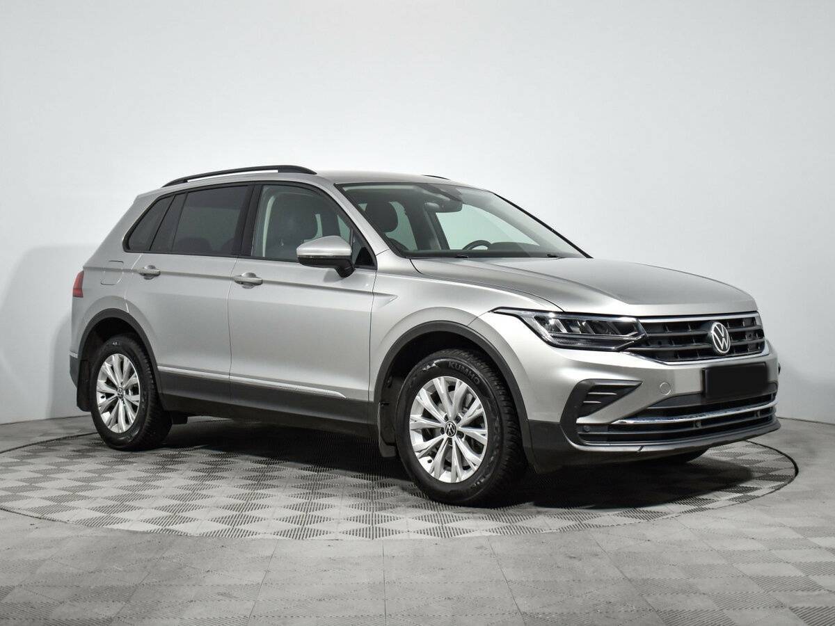Купить Volkswagen Tiguan, 2021, 104 500 км, фото №3