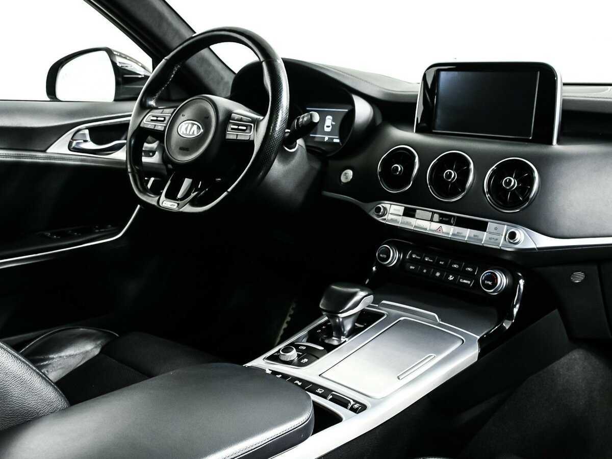 Купить Kia Stinger, 2018, 92 850 км, фото №9
