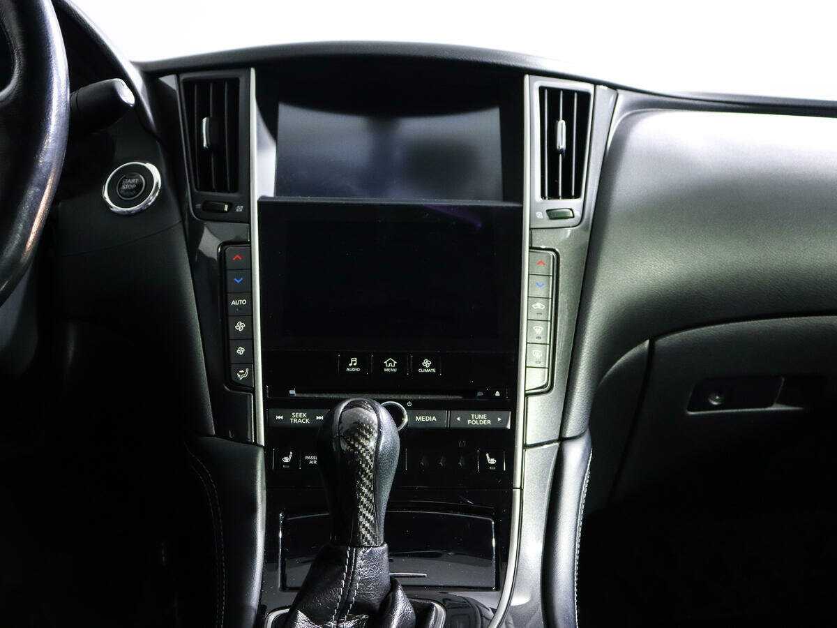 Купить Infiniti Q50, 2015, 204 947 км, фото №13