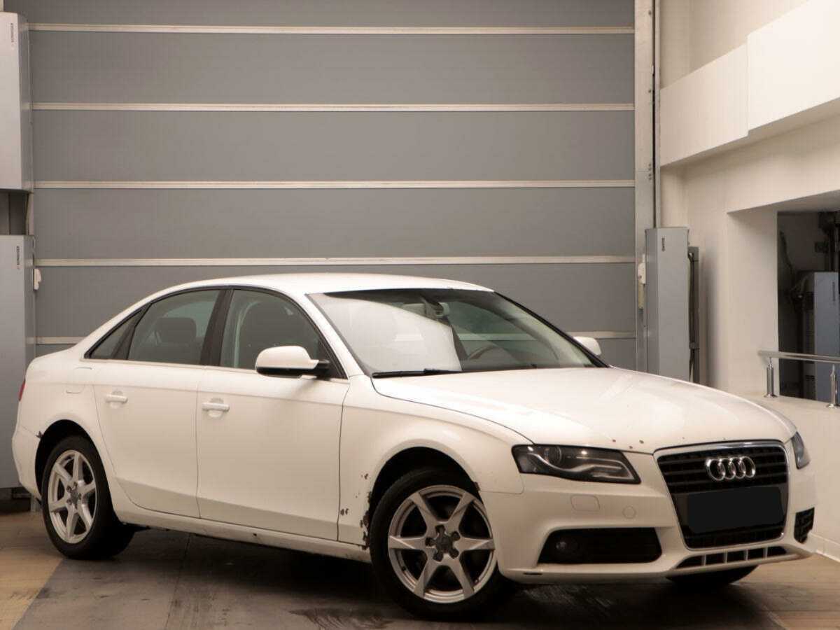 Купить Audi A4, 2010, 156 179 км, фото №3
