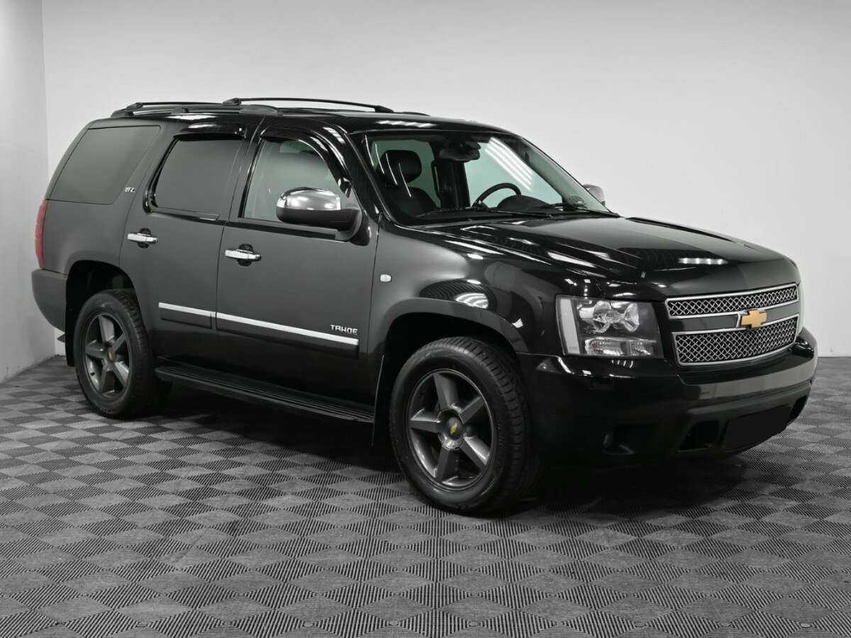 Купить Chevrolet Tahoe 6AT, 2012, 167 000 км, фото №3