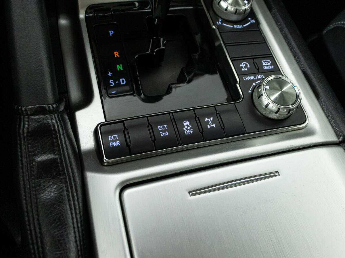 Купить Toyota Land Cruiser, 2018, 203 679 км, фото №20