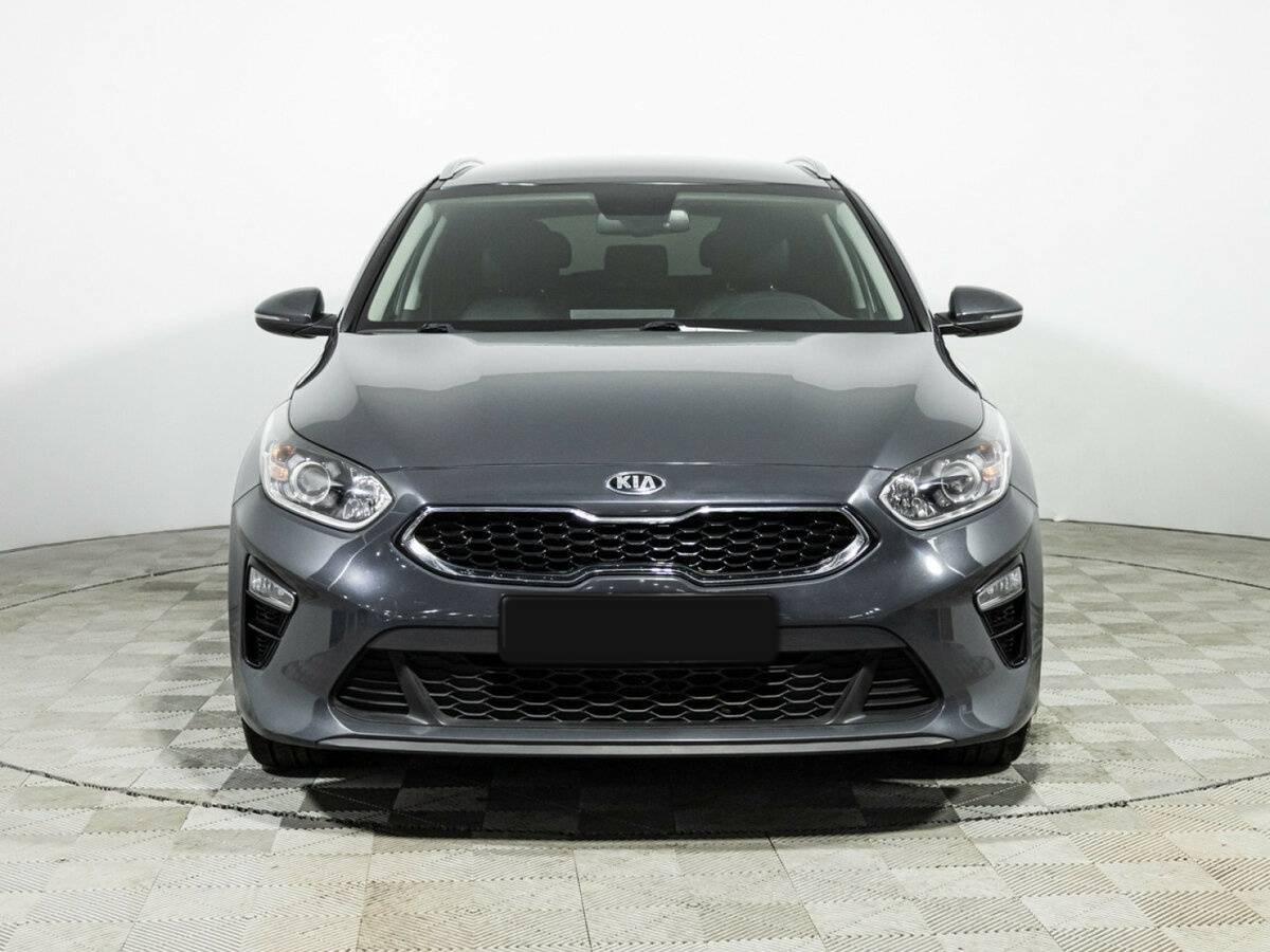 Купить Kia Ceed III, 2021, 67 000 км, фото №2