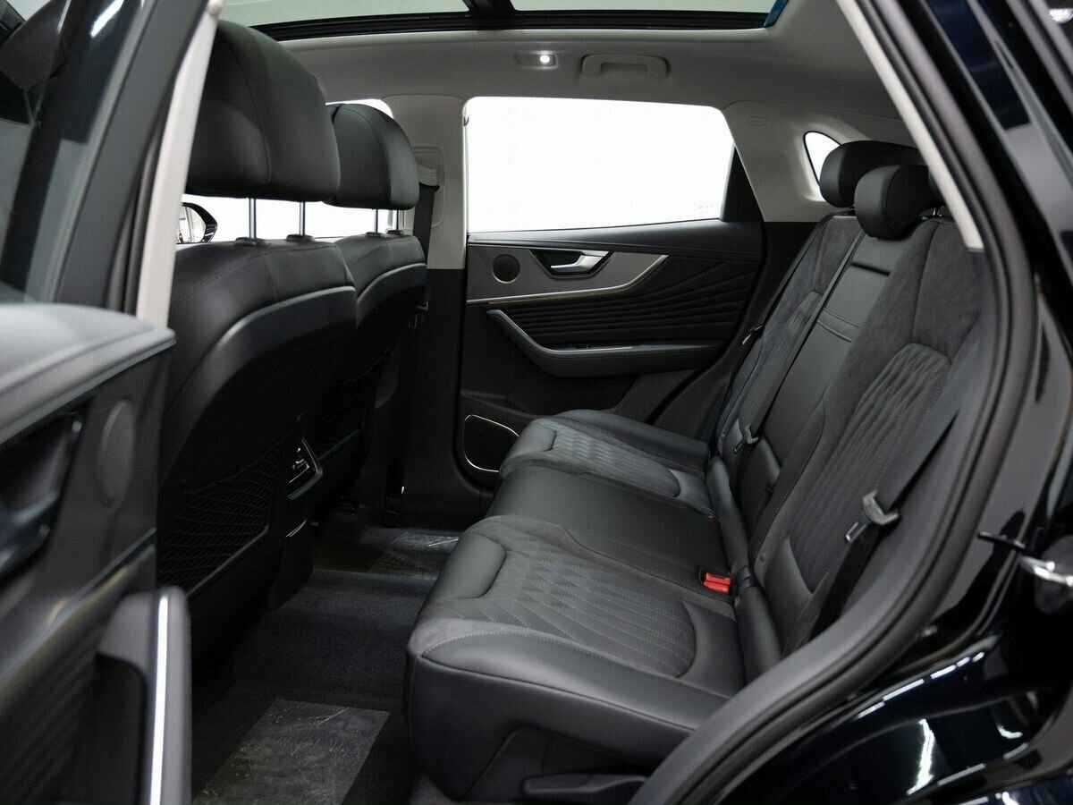 Купить Hongqi HS5, 2023, 165 км, фото №9