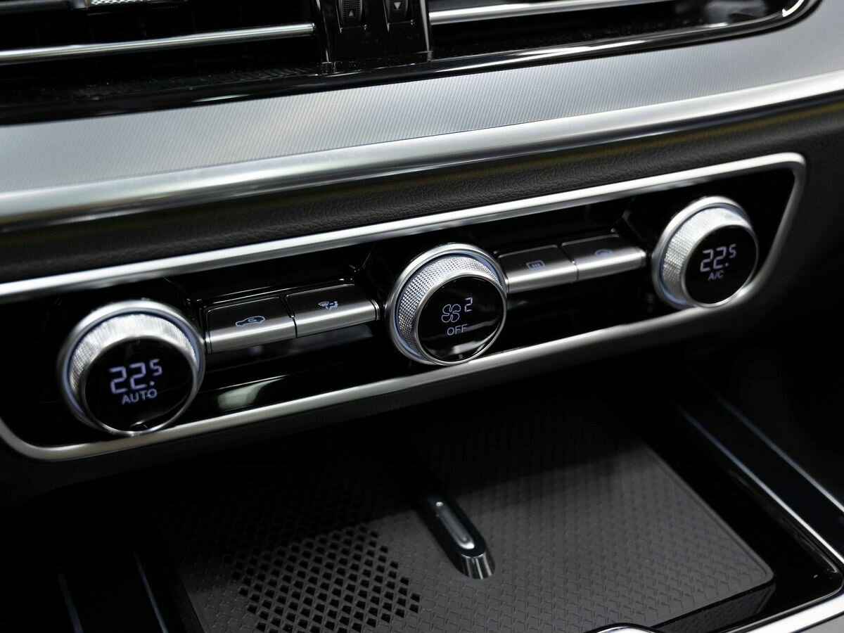 Купить Hongqi HS5, 2023, 165 км, фото №19