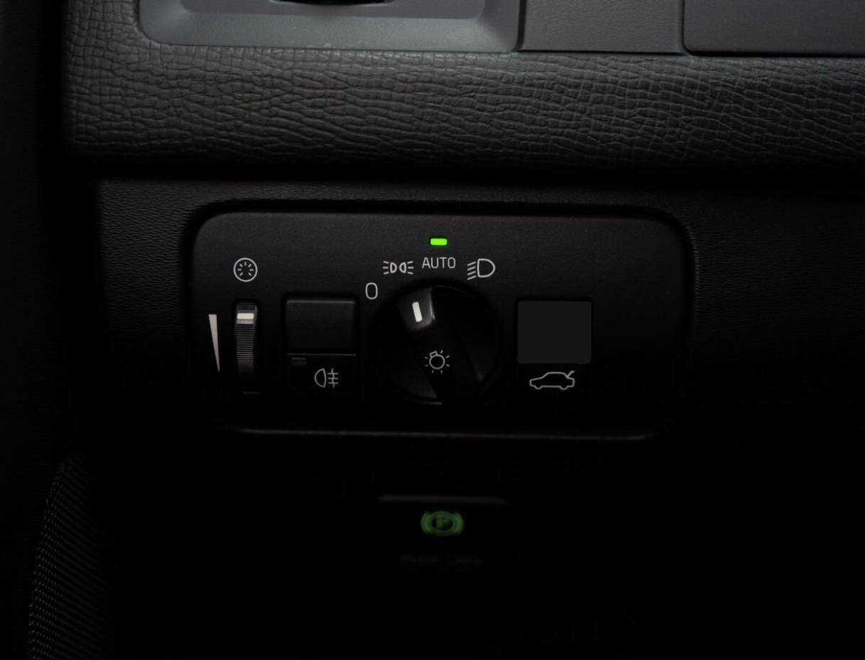 Купить Volvo XC60, 2012, 210 653 км, фото №16