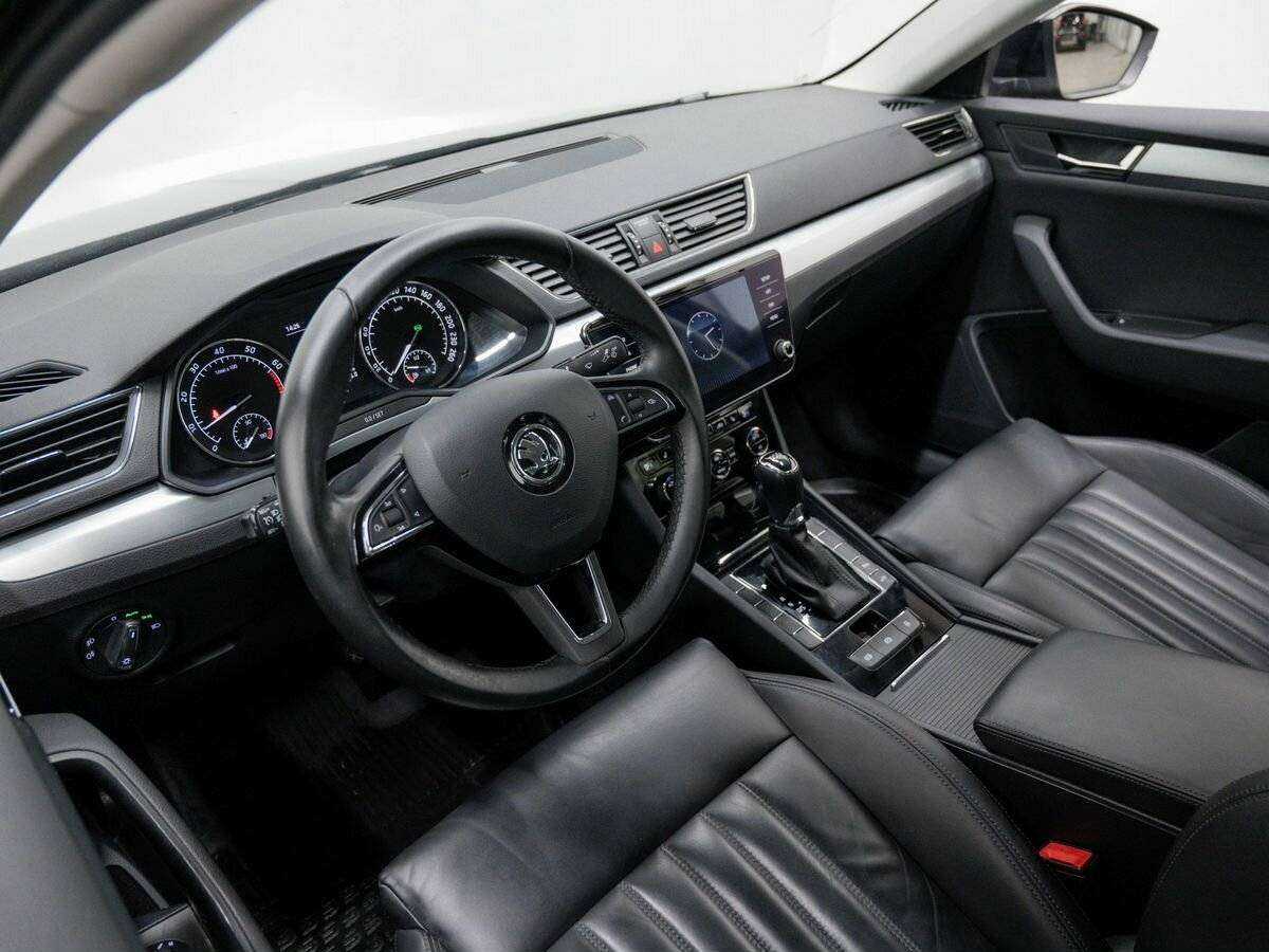 Купить Skoda Superb, 2017, 142 000 км, фото №14