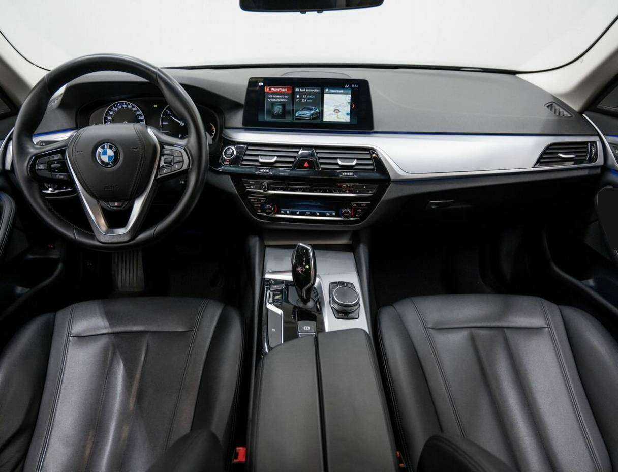 Купить BMW 5 серии 520d, 2017, 193 321 км, фото №10